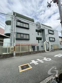 大阪府池田市荘園１ 3階建 築36年4ヶ月