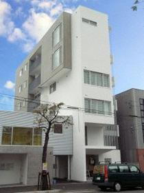 北海道札幌市豊平区中の島一条３ 6階建 築20年2ヶ月