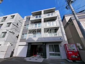 北海道札幌市中央区北四条西２７ 4階建 築14年3ヶ月