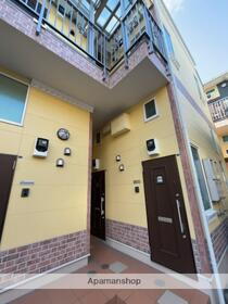 神奈川県横浜市神奈川区子安通３ 築6年11ヶ月 2階建