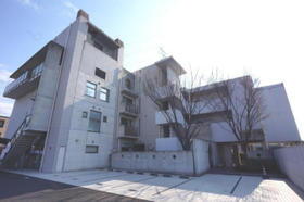 愛媛県松山市和泉南１ 5階建 築20年9ヶ月