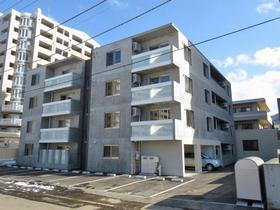 北海道札幌市中央区南十八条西１６ 4階建 築8年4ヶ月