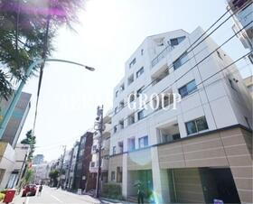 ＭＡＬＵＬＡＮＩ千駄ヶ谷 6階建