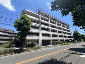 神奈川県川崎市高津区久地３ 6階建 築16年10ヶ月