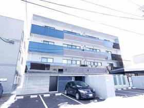 北海道札幌市中央区北九条西２０ 4階建 築2年5ヶ月