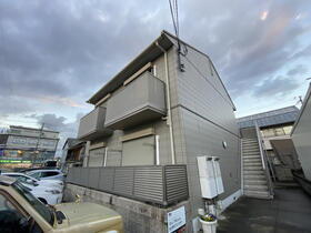 シャーメゾンＭ 2階建
