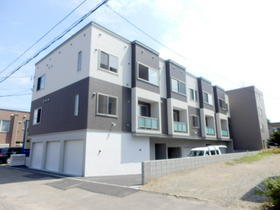 北海道札幌市東区北二十三条東２０ 3階建 築11年