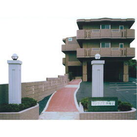 愛知県知多市大草字見内山 3階建 築23年4ヶ月