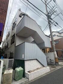 ペアパレス朝霞 3階建