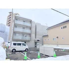 北海道札幌市西区発寒三条５ 4階建 築2年4ヶ月