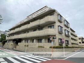 東京都新宿区市谷薬王寺町 6階建 築40年8ヶ月