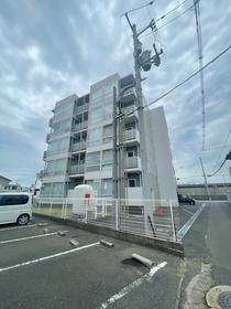 シャインコート岡南町 5階建
