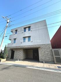 埼玉県越谷市レイクタウン６ 3階建 築11年