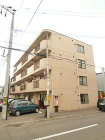 北海道札幌市中央区南十五条西１４ 4階建 築34年11ヶ月