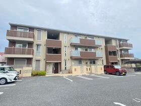 大阪府河内長野市木戸３ 3階建 築8年3ヶ月