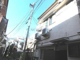 ファミリア　デ　ヒラ 2階建