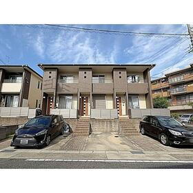 愛知県名古屋市名東区亀の井１ 築11年10ヶ月 2階建