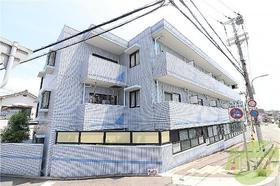 兵庫県神戸市垂水区西舞子５ 3階建