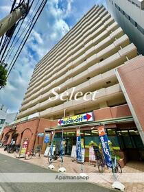 神奈川県横浜市西区平沼１ 14階建