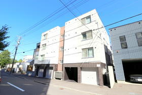 北海道札幌市中央区南六条西２５ 4階建 築15年10ヶ月