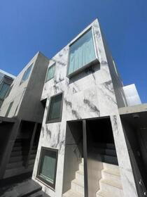 ルクール市ヶ谷払方町（旧ＡＲＫ　ＨＯＵＳＥ　市ヶ谷払方町）