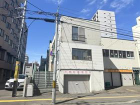 北海道札幌市豊平区平岸二条６ 3階建 築43年6ヶ月