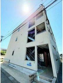 千葉県船橋市日の出２ 3階建