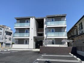 大阪府大阪市平野区瓜破西２ 3階建 築4年9ヶ月