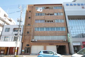 広島県広島市西区己斐本町１ 7階建 築52年6ヶ月