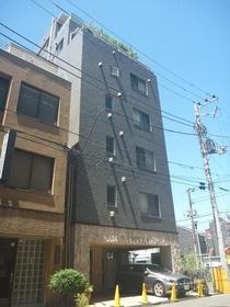 神奈川県横浜市鶴見区生麦１ 7階建 築16年5ヶ月