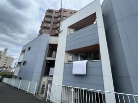 東京都多摩市関戸３ 3階建 築15年5ヶ月
