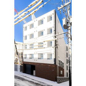 北海道札幌市中央区南十条西１ 5階建 
