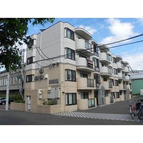 北海道札幌市西区宮の沢二条２ 4階建 築15年10ヶ月