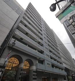 ファミール東京グランリッツ 13階建