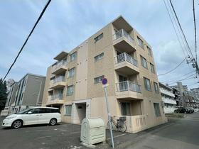 北海道札幌市北区北三十八条西６ 4階建 築16年4ヶ月