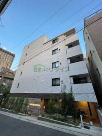 東京都目黒区東山３ 6階建 築4年8ヶ月
