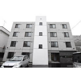 北海道札幌市豊平区平岸三条１７ 4階建 築2年7ヶ月