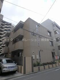 福岡県福岡市博多区博多駅南２ 3階建