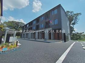 埼玉県北本市緑４ 3階建