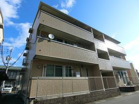 鳥取県米子市両三柳 3階建 築17年2ヶ月