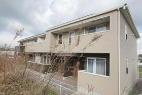 香川県高松市牟礼町原 2階建