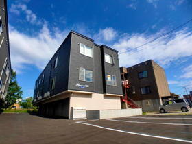北海道札幌市北区篠路二条８ 3階建 築3年2ヶ月