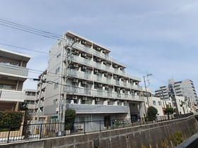 埼玉県和光市白子３ 6階建 築32年4ヶ月