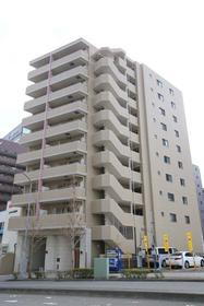 神奈川県横浜市港北区新横浜３ 10階建 築18年6ヶ月