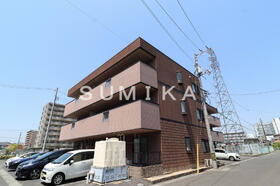 コートヴィレッジ若沼Ａ棟 3階建