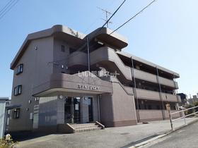 広島県東広島市西条下見６ 3階建 築21年5ヶ月