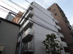 東京都文京区千駄木３ 6階建 築31年5ヶ月