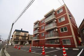 北海道札幌市豊平区平岸五条１１ 4階建 築7年4ヶ月