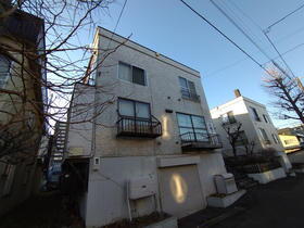 北海道札幌市中央区南十七条西６ 3階建 築44年10ヶ月