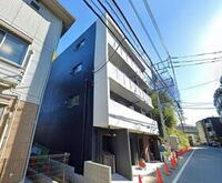 神奈川県川崎市麻生区上麻生5 地上3階地下1階建 築2年5ヶ月